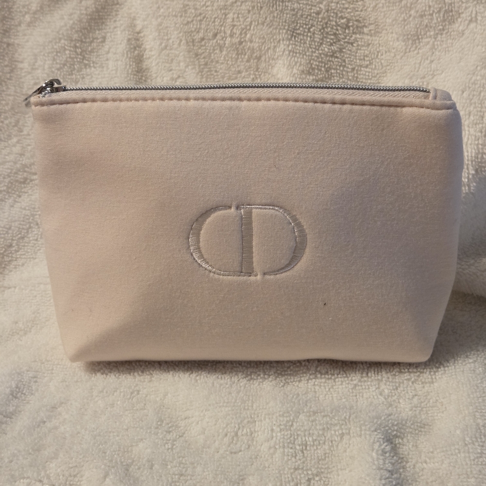 NWOB Dior Pouch Brand new - Picture 6 of 6